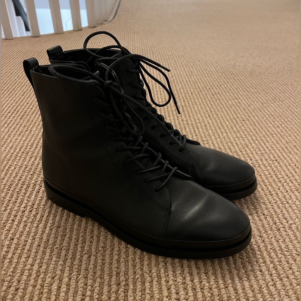 Vince cooper leather black boots